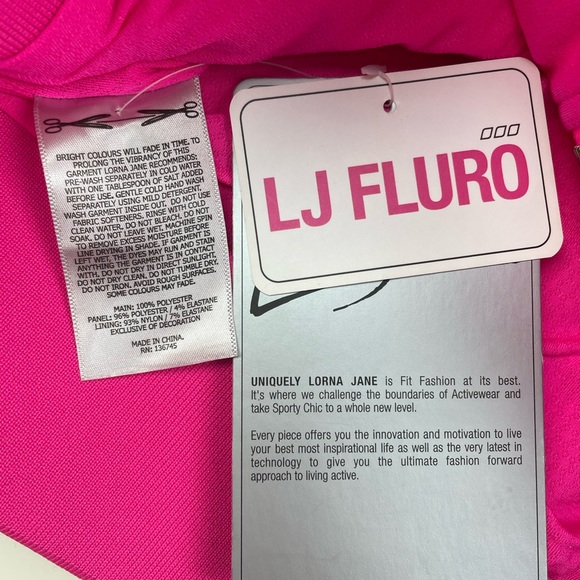 Lorna Jane Blake Neon Pink Hooded Vest. - Picture 5 of 5